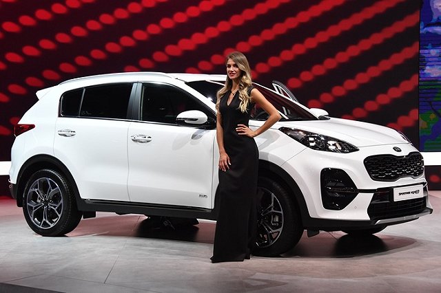 Продажи новых автомобилей в России увеличились в августе на 11%