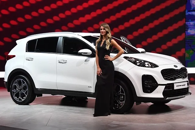 Продажи новых автомобилей в России увеличились в августе на 11%