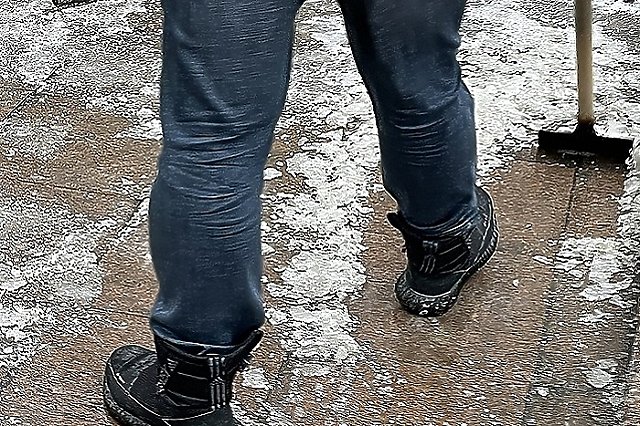 Администрация Екатеринбурга признала нехватку ресурсов для уборки снега