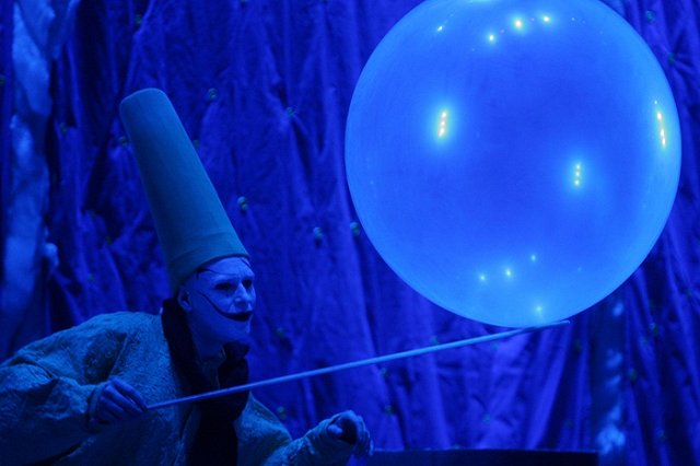 Под Ярославлем семья насмерть отравилась гелием, надувая шарики