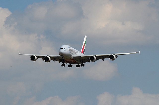 СМИ узнали об опасном сближении Airbus с частным самолетом около Москвы