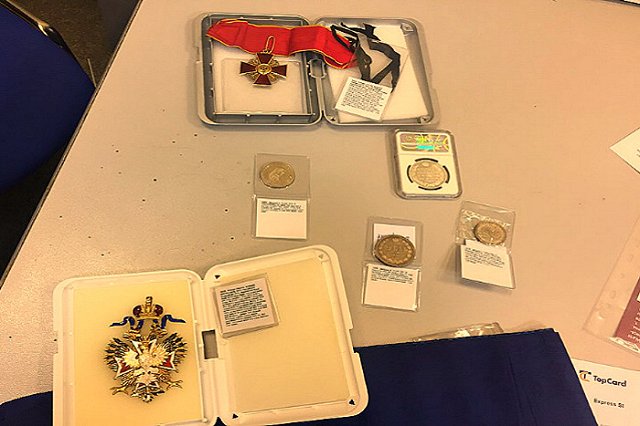 Контрабанда орденов и монет Российской Империи