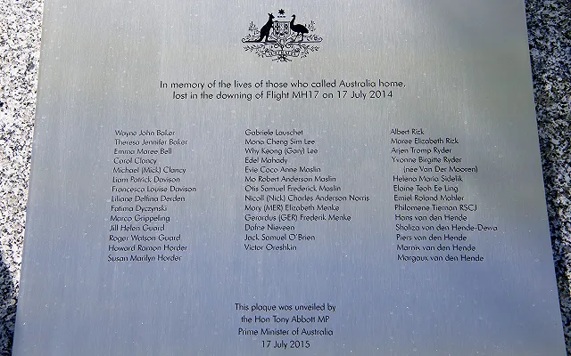 Премьер Малайзии назвал обвинения по делу MH17 заговором против России