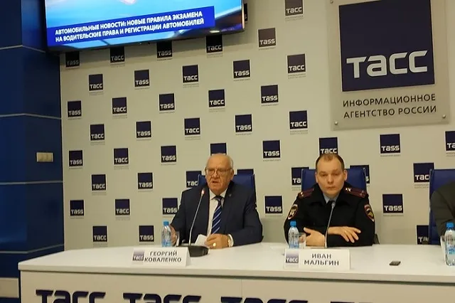 Глава ассоциации свердловских автошкол: «Автодром из экзамена на права никуда не денется»