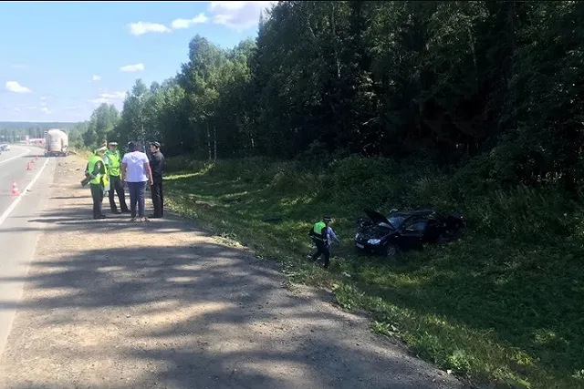 На Пермском тракте в массовом ДТП с двумя грузовиками погибла школьница