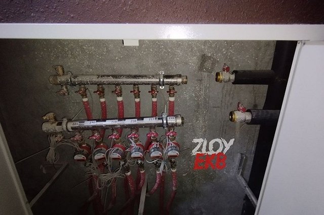 В Екатеринбурге неизвестные начали снимать переходники из латуни с систем отопления в новостройках