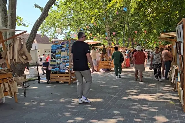 «Не тот город назвали Геленджиком». Екатеринбурженка выяснила, есть ли у двух городов сходство