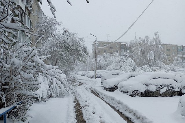 Непогода оставила без света в Свердловской области около 40 тысяч человек