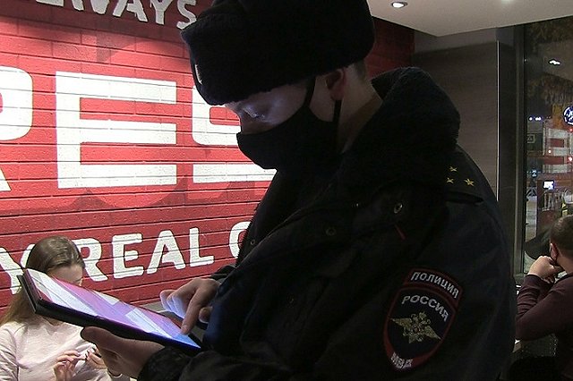 В Екатеринбурге ещё сильнее вырос дефицит полицейских