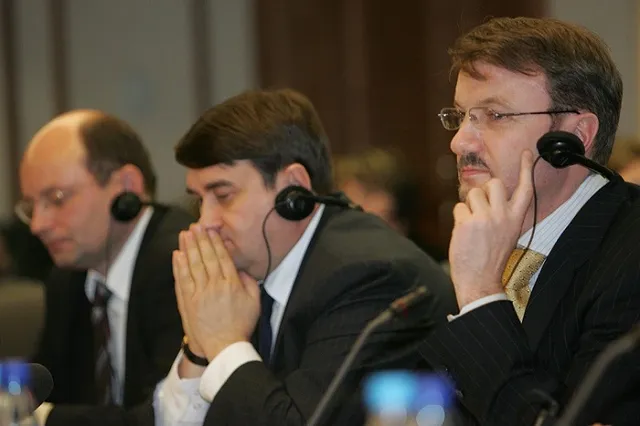 Греф причислил Россию к «странам-дауншифтерам»