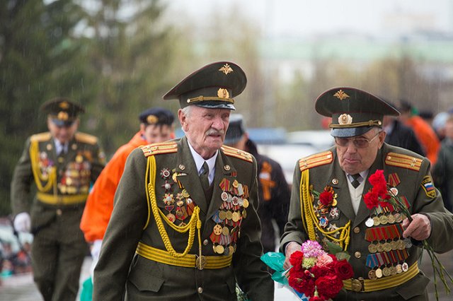 ЦВО ответил на претензии екатеринбуржцев о перекрытии центра города из-за парада