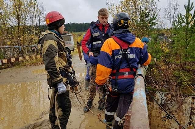 На Урале прошли учения «УралСпас». Легендой выбрали землетрясение