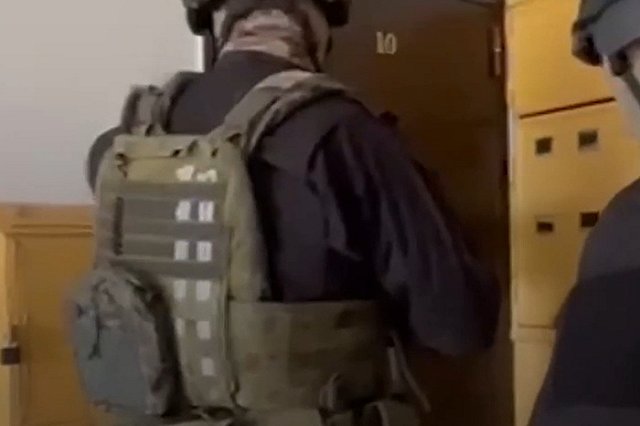 Силовики задержали подозреваемых в покушении на убийство руководителя свердловского Минтранса