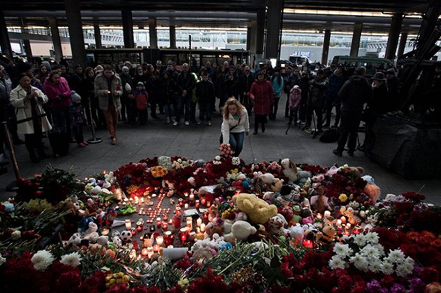 СМИ сообщили о причастности к взрыву А321 грузчика аэропорта Шарм-эль-Шейха