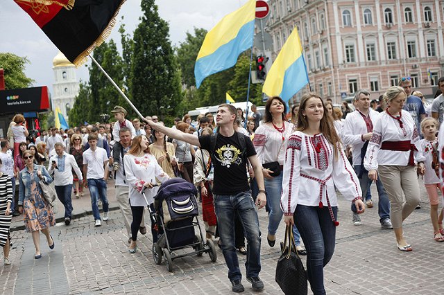 В Черкассах уволили кассира за отказ отвечать на украинском языке