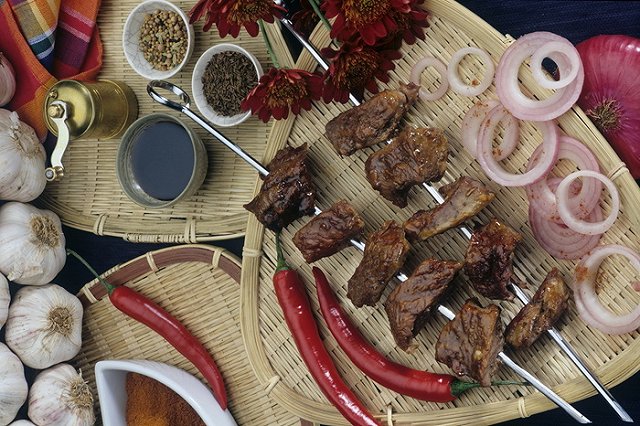 Нарушитель противопожарного режима, жаривший шашлык на балконе — оштрафован