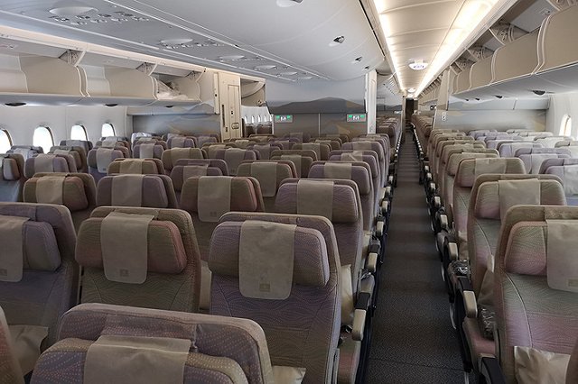 Пассажир рейса Екатеринбург — Пхукет оштрафован на 50 тыс. за дебош на борту