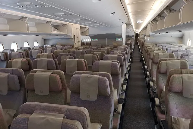 Пассажир рейса Екатеринбург — Пхукет оштрафован на 50 тыс. за дебош на борту