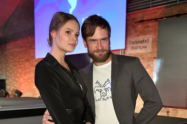 Участников Pussy Riot задержали перед концертом группы Scorpions в Москве