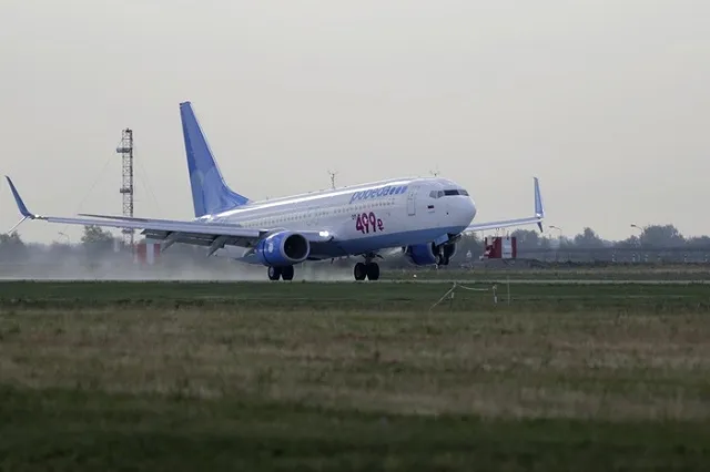 «Победа» на 13 часов задержала рейс из Екатеринбурга в Москву