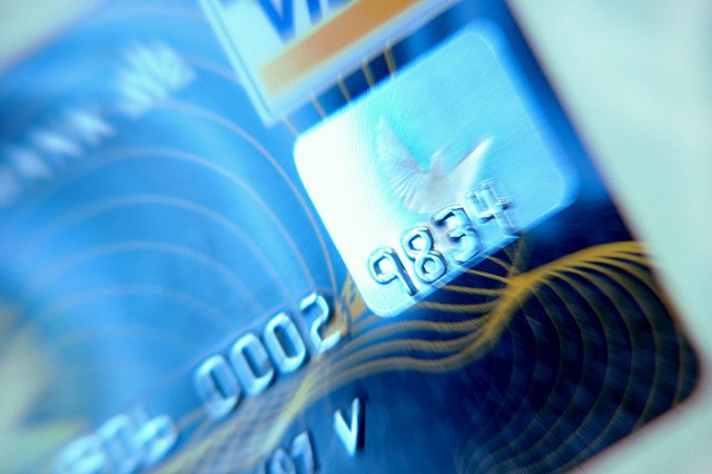 «Не работает»: редакция Uralweb.ru не смогла оплатить проезд картой VISA