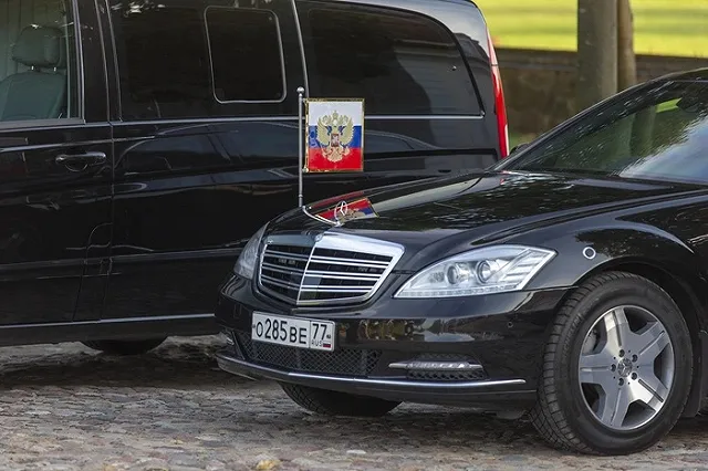 ВЦИОМ поднял рейтинги Путина и Медведева