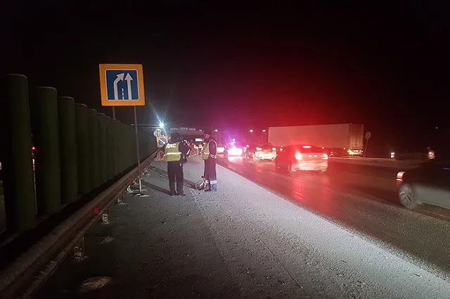 На дублёре Сибирского тракта в результате ДТП погиб дорожный рабочий