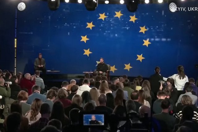 Кремль согласился с Зеленским в вопросе неактуальности мирных переговоров