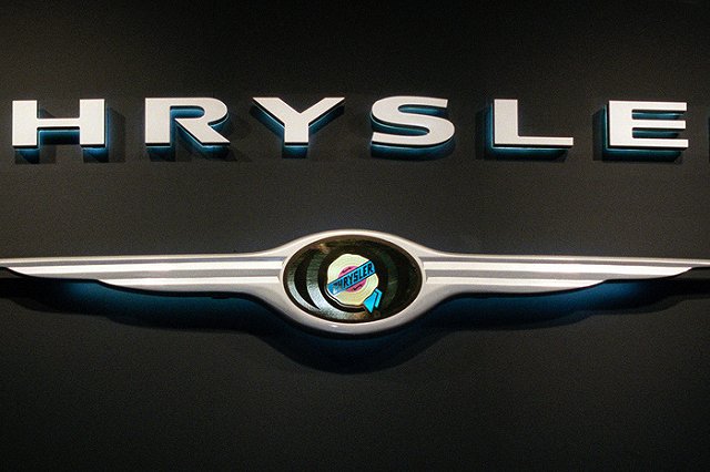 Fiat Chrysler защитил свои автомобили от хакеров