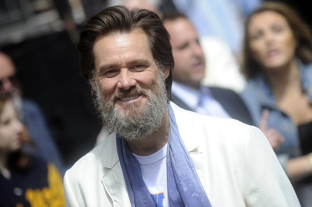 Джим Керри предстанет перед судом за доведение до самоубийства