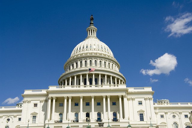 Журналистов CNN, NYT и Politico не пустили на брифинг в Белом доме