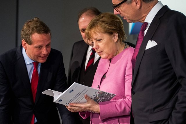 Промышленники ФРГ заявили о влиянии антироссийских санкций США на страну