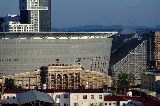 Наряды полицейских стянули к стадиону ради учений