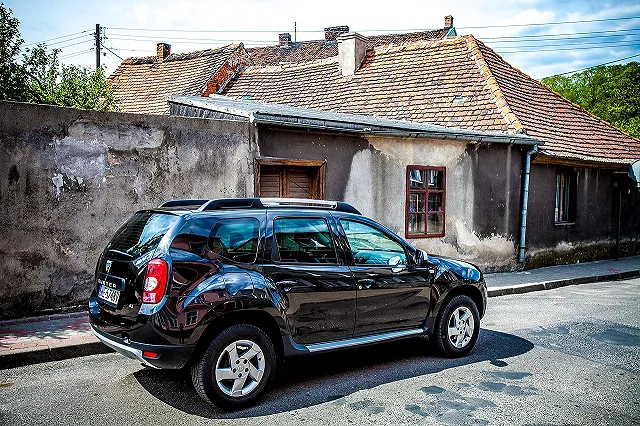 Россиян предупредили о штрафе за мытье машины на даче