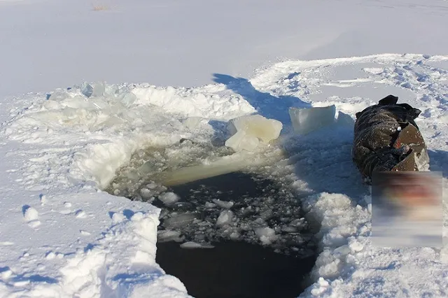 В проруби реки Чусовой сыщики обнаружили тело убитой женщины