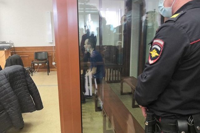 «Его жизни ничего не угрожает»: убийцу девушек на Уктусе вернули в СИЗО из больницы