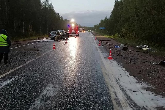 Погибло четыре человека: на свердловской трассе водитель без прав устроил лобовое столкновение