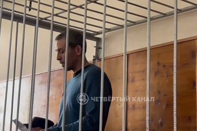 Что известно о человеке, который на ВИЗе зарезал нового избранника своей бывшей жены