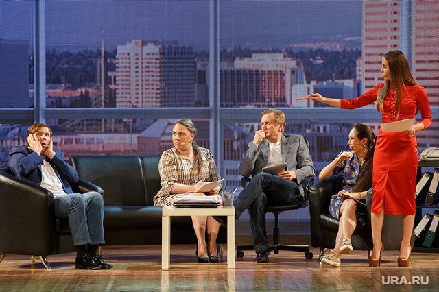 «Уральские пельмени» показали пародию на российских журналистов