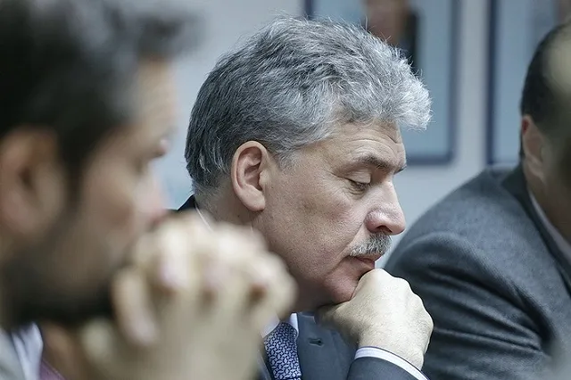 Политолог: Грудинин сбежал с дебатов, чтоб не рассказывать о своем золоте