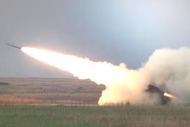 Белый дом одобрил поставку Украине реактивных систем залпового огня