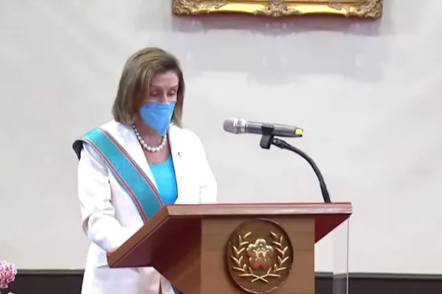 Китай ограничил полеты вокруг Тайваня до конца недели