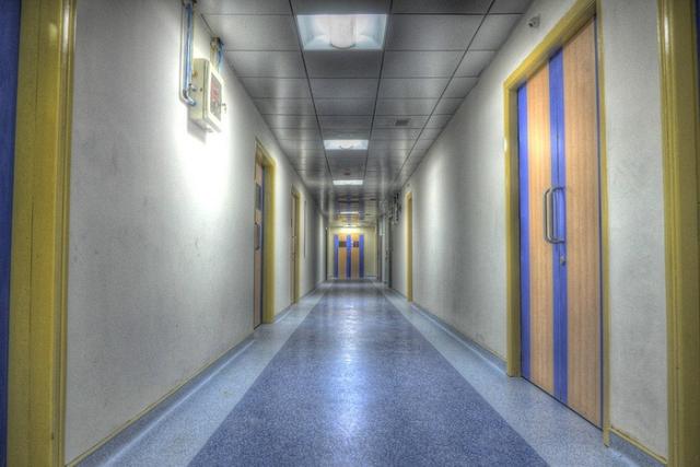 Пациентов с COVID-19, находящихся на ИВЛ, в Свердловской области за неделю стало больше на 21%
