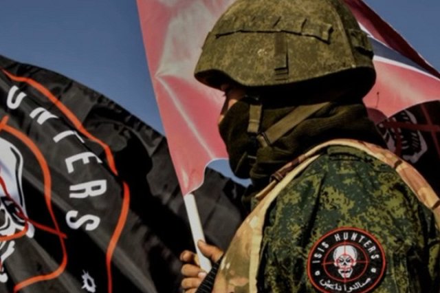 Уралец в камуфляже с символикой ЧВК «Вагнер» избил автовладельца