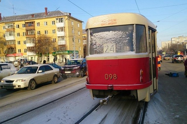 Трамвай на Уралмаше насмерть задавил женщину