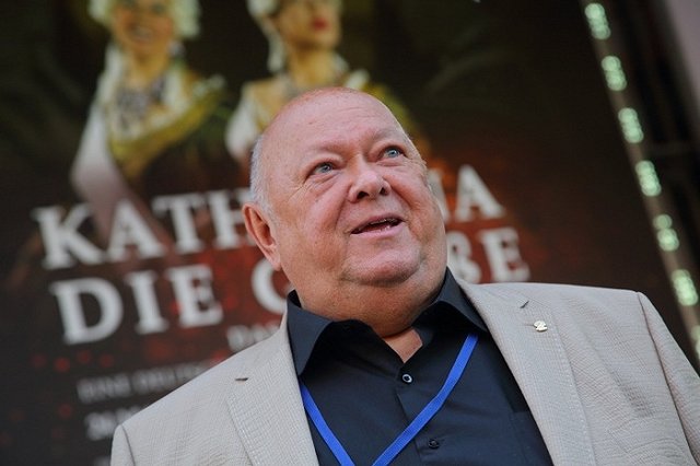 Глава Екатеринбурга выражает соболезнования родным Михаила Сафронова