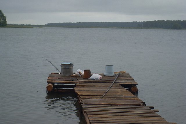 В Североуральске ищут утонувшего мальчика, которого столкнул в воду местный псих