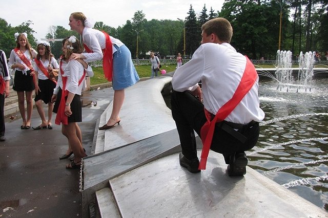 Мэрия Екатеринбурга рассказала о переносе школьных выпускных из-за ЧМ-2018