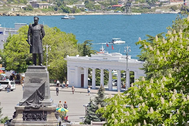 Мэр Львова: Возвращение Крыма без тотальной зачистки смерти подобно