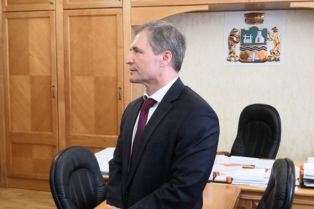 Депутаты ЕГД утвердили новое положение о проведении городского опроса